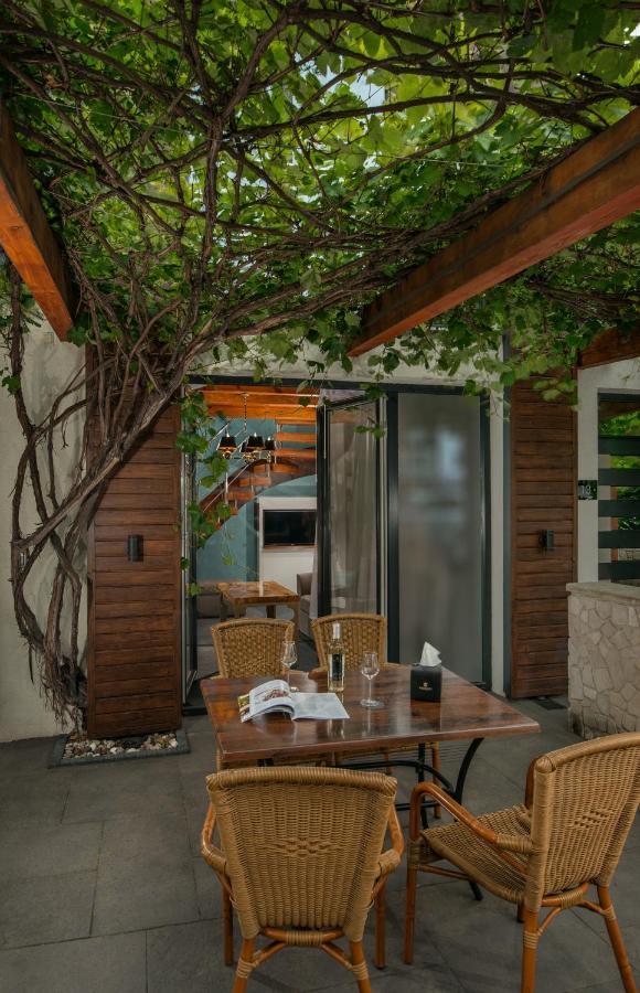 Gniecki Hotel & Restaurant - Hotel Hrubieszow Exterior foto